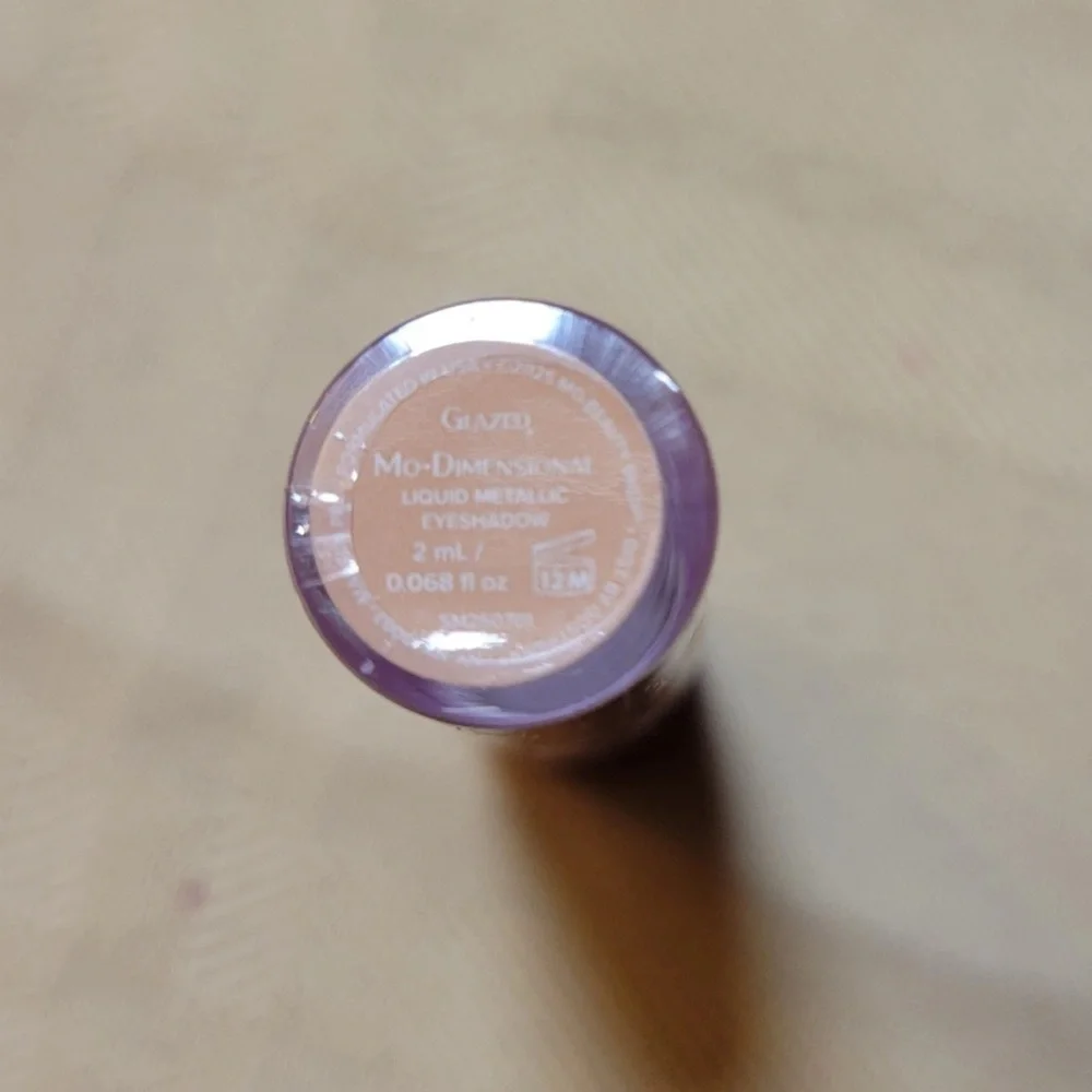 3/$15 🌸 MO BEAUTY Liquid Eyeshadow - in Glaze
